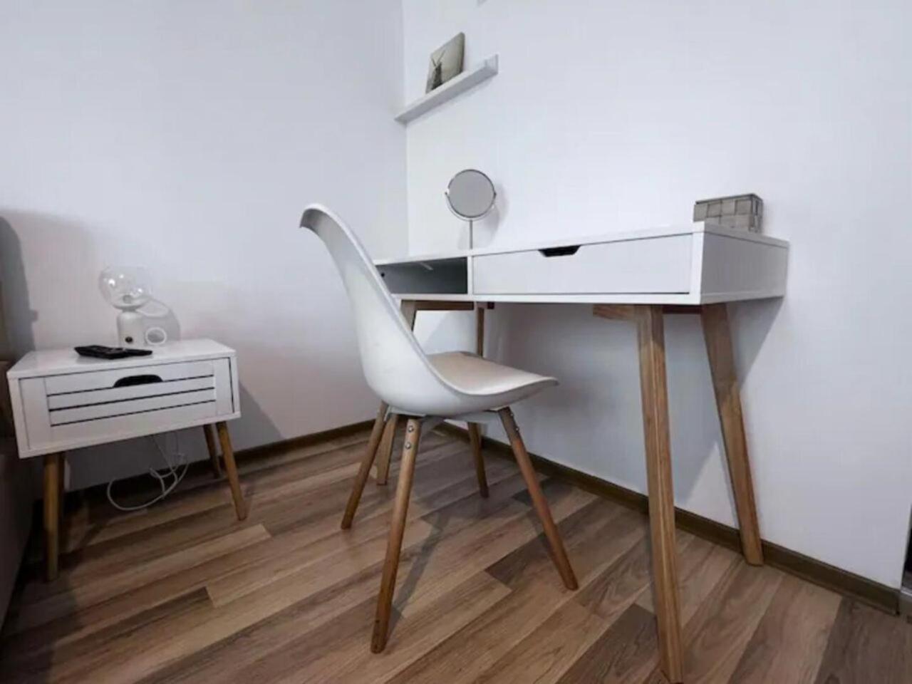 Vila Luminoasa Cu Curte Privata 布加勒斯特 外观 照片